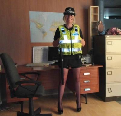 Mature UK policewoman Barby Slut sets her tits free of her uniform 77910184